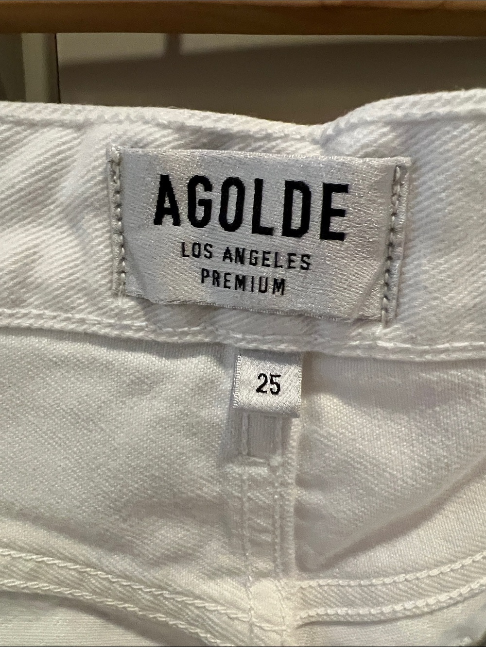 AGOLDE PARKER VINTAGE CUT OFF SHORT IN MARSHMALLOW SIZE 25 - Picture 4 of 6
